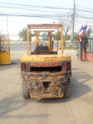 -:-*&bull;*ข า ย ร ถ ย ก นำ เ ข้ า*&bull;*-:-KOMATSU FD35-4 3.5ตัน ดีเซล ออโต้ สนใจติดต่อ083-062-0223(ปอนด์)