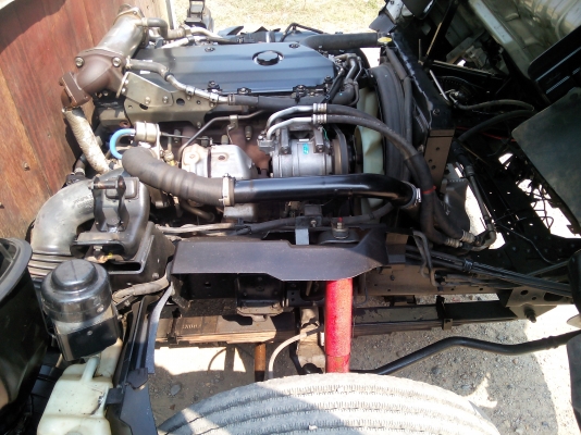 6 ล้อกลาง  *Euro.3*  ISUZU  NPR  150 แรงม้า *คอมมอนเรว*  *ยาว 5.00 ม.*  รถสวยเดิม+สวยจริง+พร้อมใช้งาน * รถห้างแท้ * มีเล่มพร้อม *