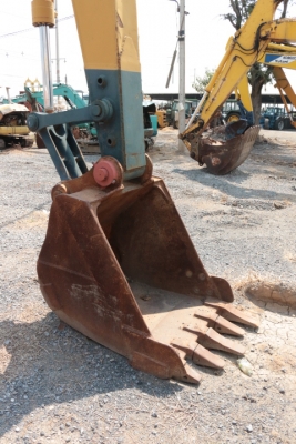 Komatsu PC200-3 เก่านอก ขายตามสภาพนะครับ