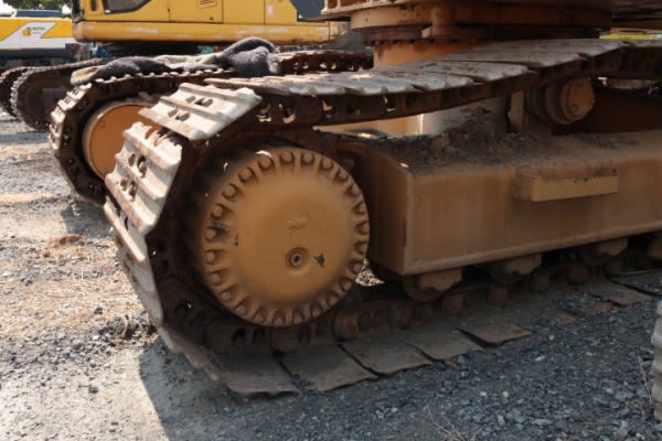 Komatsu PC200-3 เก่านอก ขายตามสภาพนะครับ