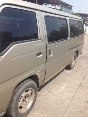 ขาย NISSAN URVAN ปี96