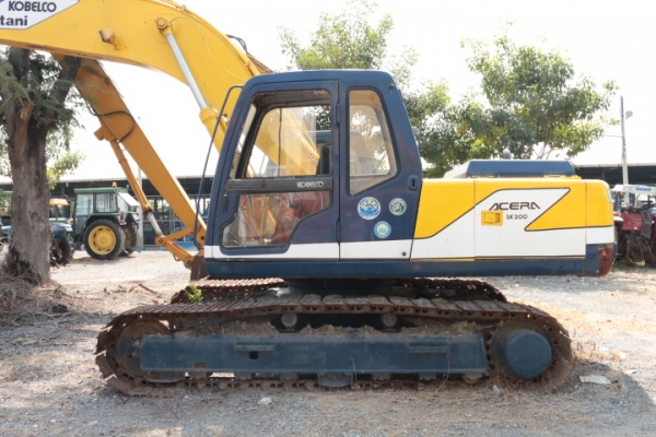 Kobelco SK200-1 เก่านอก
