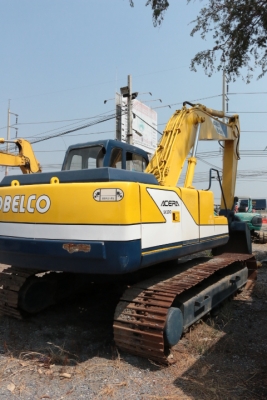 Kobelco SK200-1 เก่านอก