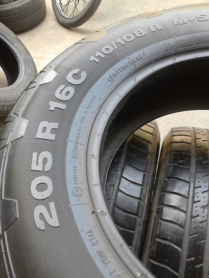 205R16C  110/108R CONTINENTAL 4X4 Contact  ชุด 4 เส้น ปี 2012  TEL.081-427-3941