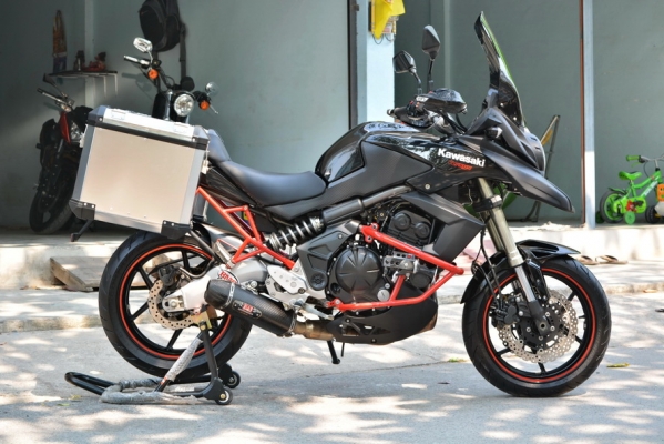 KAWASAKI VERSYS 650cc ABS ปี2011 แต่งเต็ม นางฟ้า ทะเบียนพร้อมโอน 225,000 -