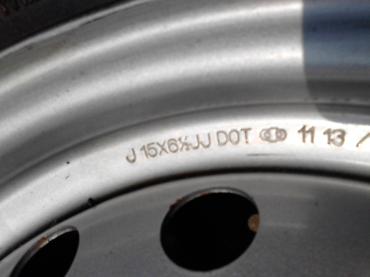 235/70R15 กะทะพร้อมยาง 4 วง   TEL.081-427-3941