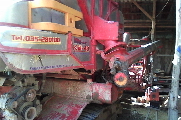 ขายรถเกี่ยวข้าว ศักพัฒนา KM49 เครื่อง6HH1 ปั้ม dikin23 ตัวเดิน12HT พร้อมใช้ คอทอดได้ ซี่รอบราวลูกตีพึ้งทำใหม่ ราคา 750000 ต่อรอง ขายรถเกี่ยวข้าว ศักพัฒนา KM49 เครื่อง6HH1 ปั้ม dikin23 ตัวเดิน12HT พร้อมใช้ คอทอดได้ ซี่รอบราวลูกตีพึ้งทำใหม่ ราคา 750000 ต่อรอง