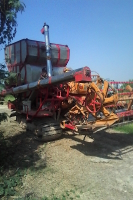 ขายรถเกี่ยวข้าว ศักพัฒนา KM49 เครื่อง6HH1 ปั้ม dikin23 ตัวเดิน12HT พร้อมใช้ คอทอดได้ ซี่รอบราวลูกตีพึ้งทำใหม่ ราคา 750000 ต่อรอง ขายรถเกี่ยวข้าว ศักพัฒนา KM49 เครื่อง6HH1 ปั้ม dikin23 ตัวเดิน12HT พร้อมใช้ คอทอดได้ ซี่รอบราวลูกตีพึ้งทำใหม่ ราคา 750000 ต่อรอง