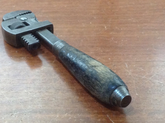 ขายคอม้าด้ามไม้โบราณ STILLSONS 6"