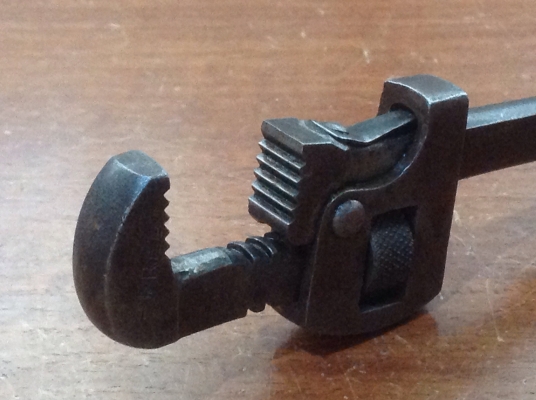 ขายคอม้าด้ามไม้โบราณ STILLSONS 6"