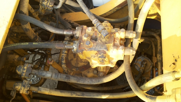 ขายด่วนรถเเม็คโครโคมัสซูPC200-5 ตัวเดินใหญ่ รุ่น5ตัวแรกซีเรียสูง67881 รถนอกยังไม่เคยใช้งานในเมืองไทยเลย ขายด่วนรถเเม็คโครโคมัสซูPC200-5 ตัวเดินใหญ่ รุ่น5ตัวแรกซีเรียสูง67881 รถนอกยังไม่เคยใช้งานในเมืองไทยเลย