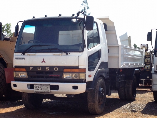 รถบรรทุก 6 ล้อดั๊มพ์ ยี่ห้อ MITSUBISHI รุ่น FUSO เครืองยนต์และดั๊มพ์ใช้งานได้ปกติ เล่มทะเบียนพร้อมโอน