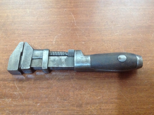 ขายประแจ ANTIQUE MONKEY MOORE DROP FORGING CO. 6 1/2"