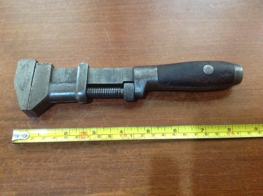 ขายประแจ ANTIQUE MONKEY MOORE DROP FORGING CO. 8 1/2" ขายประแจ ANTIQUE MONKEY MOORE DROP FORGING CO. 8 1/2"