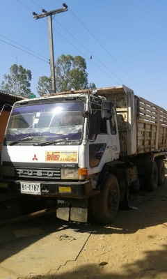 ขาย10ล้อ2เพลา ดั้มMITSUBISHI FN527M-TF2692 ปี42 เครื่อง220เทอร์โบ เครื่องดี คัชซีสวย สภาพพร้อมใช้งาน เอกสารพร้อมโอน จัดไฟแนนซ์ได้ เงื่อนไขง่ายๆวันเดียวรับรถ สนใจโทร 090-8588220คุณนะ 093-3258446คุณบิวตี้ ID:narong498 หรือ www.truck.in.th/498 หรือfb:ณรงค์ ซ