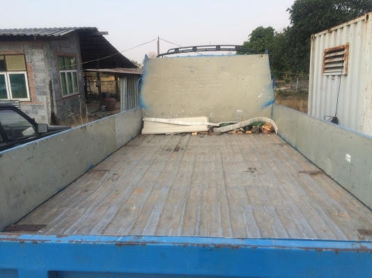 ขายรถ 6 ล้อ isuzu เล็ก เครื่องเดิม กระบะ 4.7 เมตร เเคชซีสวย 400,000 บาท ชลบุรี