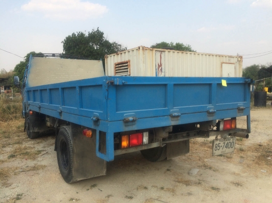 ขายรถ 6 ล้อ isuzu เล็ก เครื่องเดิม กระบะ 4.7 เมตร เเคชซีสวย 400,000 บาท ชลบุรี