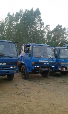 ขาย6ล้อ หัวคัชซีISUZU คัชซีFSR เครื่อง6BD1 165แรง ยาว5ม. มี2คัน เครื่องดี คัชซีสวย ภายในสวย สภาพพร้อมใช้งาน เอกสารพร้อมโอน จัดไฟแนนซ์ได้ เงื่อนไขง่ายๆวันเดียวรับรถ สนใจโทร 090-8588220คุณนะ 093-3258446คุณบิวตี้ ID:narong498 หรือ www.truck.in.th/498 หรือfb: