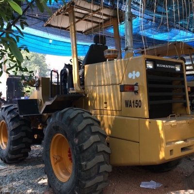 ต้องการขายรถตัก WA150-1 ต้องการขายรถตัก WA150-1