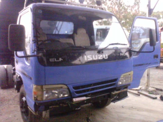 รถหกล้อมือสองรถ Isuzu