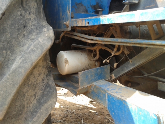 ขาย นิวฮอนแลนด์6640 เพลาเดียว สภาพพร้อมใช้ พร้อมอุปกรณ์ ดันหน้า หางอีกสองชิ้น