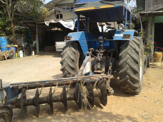 ขาย นิวฮอนแลนด์6640 เพลาเดียว สภาพพร้อมใช้ พร้อมอุปกรณ์ ดันหน้า หางอีกสองชิ้น