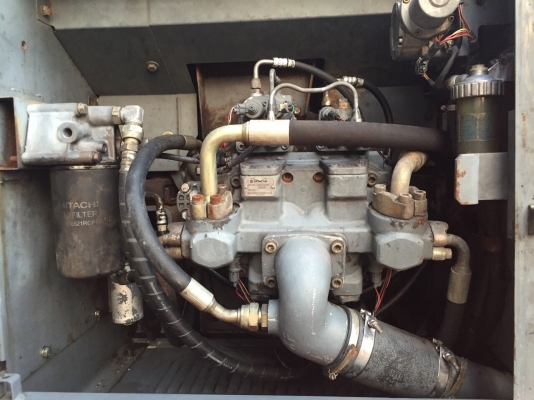 ขายด่วน รถแมคโคร ยี่ห้อHITACHI. รุ่น ZX 200 -1 สภาพสวยพร้อมใช้งาน เครื่องดี ปั้มดี เอวแน่น โซ่เต็ม ใช้งาน 10,500 ชั่วโมง  ขายราคา 1,500,000