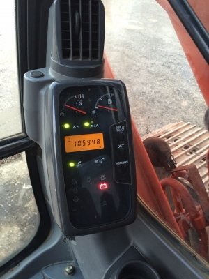 ขายด่วน รถแมคโคร ยี่ห้อHITACHI. รุ่น ZX 200 -1 สภาพสวยพร้อมใช้งาน เครื่องดี ปั้มดี เอวแน่น โซ่เต็ม ใช้งาน 10,500 ชั่วโมง  ขายราคา 1,500,000