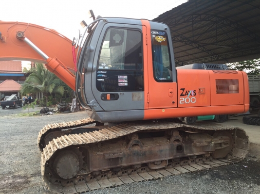 ขายด่วน รถแมคโคร ยี่ห้อHITACHI. รุ่น ZX 200 -1 สภาพสวยพร้อมใช้งาน เครื่องดี ปั้มดี เอวแน่น โซ่เต็ม ใช้งาน 10,500 ชั่วโมง  ขายราคา 1,500,000