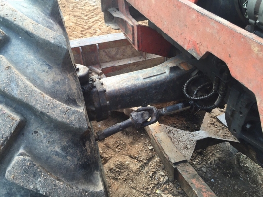 ขายรถไถKUBOTA M8030DT 2เพลา เล่มทะเบียน พร้อมใช้งาน สนใจโทร 081-970-1072