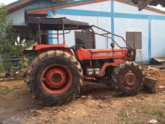 ขายรถไถKUBOTA M8030DT 2เพลา เล่มทะเบียน พร้อมใช้งาน สนใจโทร 081-970-1072