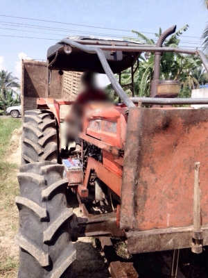 รถไถ KUBOTA  8030 ,  2 เพลา  สนใจติดต่อ 081 - 6079515