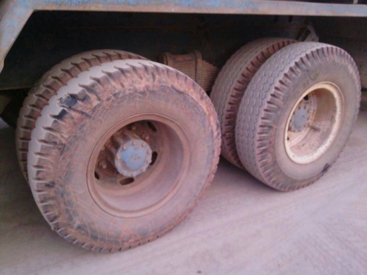 รถอีซูซุ 10 ล้อดั้ม 270 แรงม้า. ปี 50   ( ขายแม่ , ลูก. )   สนใจติดต่อ 081 - 6079515