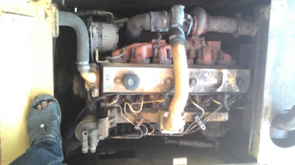 ขายรถแบคโฮ KOMATSU PC-200-5 สภาพสวยพร้อมใช้ อิมวอย ไฟฟ้าใช้งานได้ ราคา780000 สนใจโทรจองด่วน