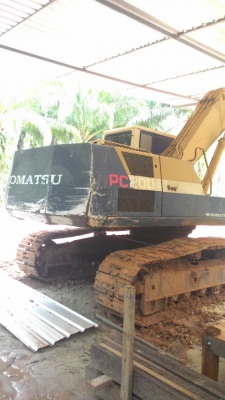 ขายรถแบคโฮ KOMATSU PC-200-5 สภาพสวยพร้อมใช้ อิมวอย ไฟฟ้าใช้งานได้ ราคา780000 สนใจโทรจองด่วน