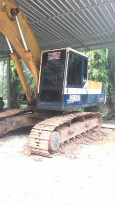 ขายรถแบคโฮ KOMATSU PC-200-5 สภาพสวยพร้อมใช้ อิมวอย ไฟฟ้าใช้งานได้ ราคา780000 สนใจโทรจองด่วน