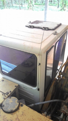 ขายรถแบคโฮ KOMATSU PC-200-5 สภาพสวยพร้อมใช้ อิมวอย ไฟฟ้าใช้งานได้ ราคา780000 สนใจโทรจองด่วน