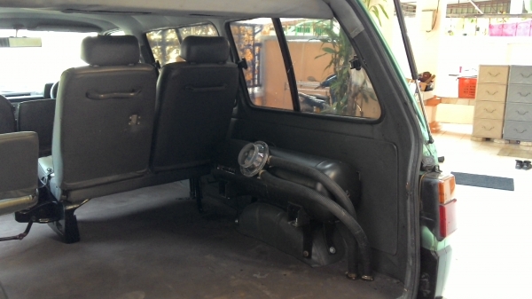 ขายรถตู้เล็ก Toyota Liteace ติดแก๊สแล้ว พร้อมใช้ครับ