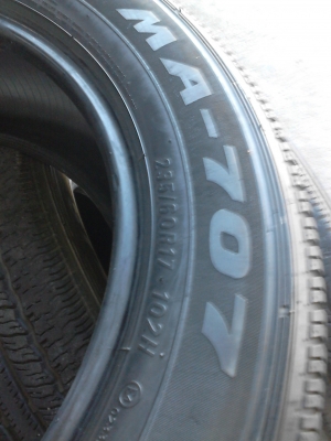 235/60R17 MAXXIS MA-707 ชุด 4 เส้น ปี 2012  TEL.081-427-3941