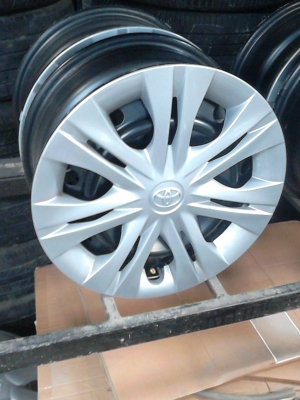 กะทะป้ายแดง 5 รู ขอบ 15 วีโก้  ชุด 4 วง โทร.081-427-3941