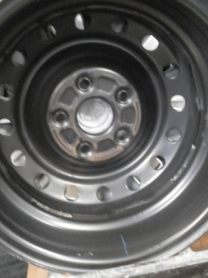 กะทะป้ายแดง 5 รู ขอบ 15 วีโก้  ชุด 4 วง โทร.081-427-3941