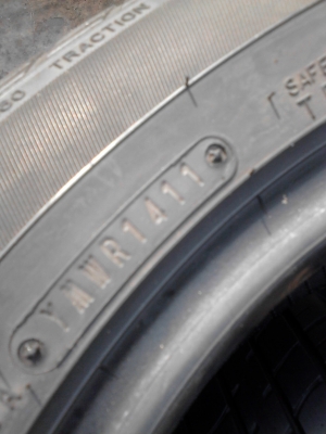 185/60R15 DUNLOP SP SPORT 2030   ชุด 4 เส้น TEL.081-427-3941