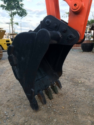 ขายรถแบคโฮ KUBOTA KH-040 (เท่า PC40) สภาพพร้อมใช้ นำเข้าจากญี่ปุ่น ติดต่อ 086-775-7900, 086-324-1992 ขายรถแบคโฮ KUBOTA KH-040 (เท่า PC40) สภาพพร้อมใช้ นำเข้าจากญี่ปุ่น ติดต่อ 086-775-7900, 086-324-1992