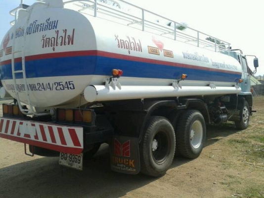 ขายรถสิบล้อFVM32เครือง195แรงรถบรรทุกนํ้ามันบรรจุ16000ลิตร