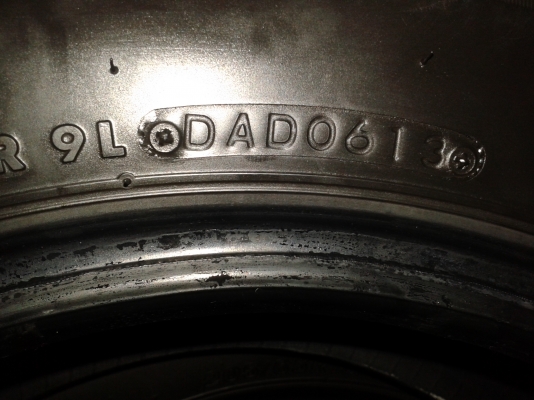 ขายยาง บิชโตน 205-65-r15 ปี 2013 ราคาถูกๆ ขายยาง บิชโตน 205-65-r15 ปี 2013 ราคาถูกๆ