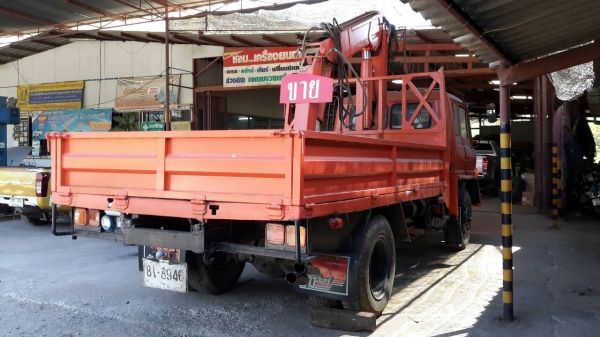 รถเฮี๊ยบ 5 ตัน แขน 4 ปลอก