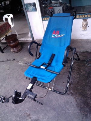 อุปกรณ์ออกกำลังกาย AB Chair 904NF สภาพสมบูรณ์มากครับ ใช้งานน้อย อุปกรณ์ครบยกกล่อง สนใจโทรคุยกันได้ครับ