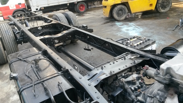 ขายรถNPR120 หัวการ์ตูนสภาพสวยครับ ช่วงกระบะ5เมตร เครื่องดีแซสซีสวย ไม่มีกระบะรถห้างสวยมากครับทะเบียนไม่ขาดแต่ไม่มีเล่มต่อทะเบียนได้ตลอดมาลองขับดูก่อนครับ ขาย 275000 บาท