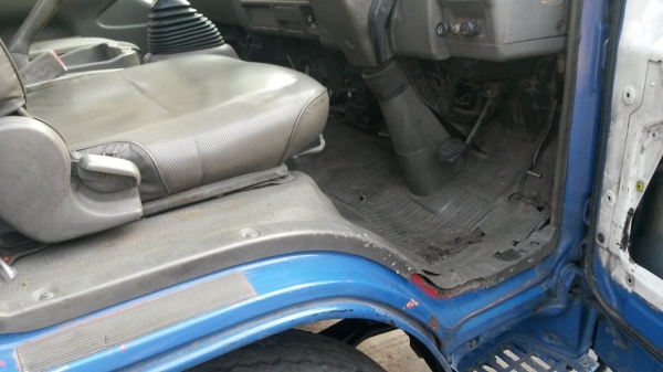 ขายรถNPR120 หัวการ์ตูนสภาพสวยครับ ช่วงกระบะ5เมตร เครื่องดีแซสซีสวย ไม่มีกระบะรถห้างสวยมากครับทะเบียนไม่ขาดแต่ไม่มีเล่มต่อทะเบียนได้ตลอดมาลองขับดูก่อนครับ ขาย 275000 บาท