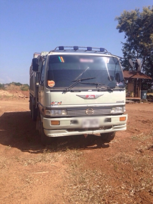 ขายรถบรรทุกสิบล้อดัมพ์ HINO 3H เครื่องเดิม HO7D-195 แรง เกียร์เดิม กระบะดัมพ์สามมิตร ทะเบียนพร้อม